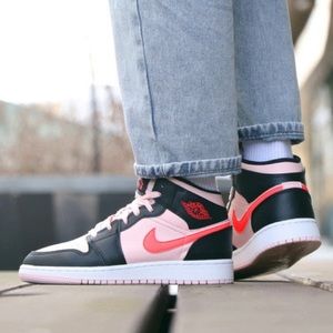 Jordan Kids Sneakers Black & Pink High-Top